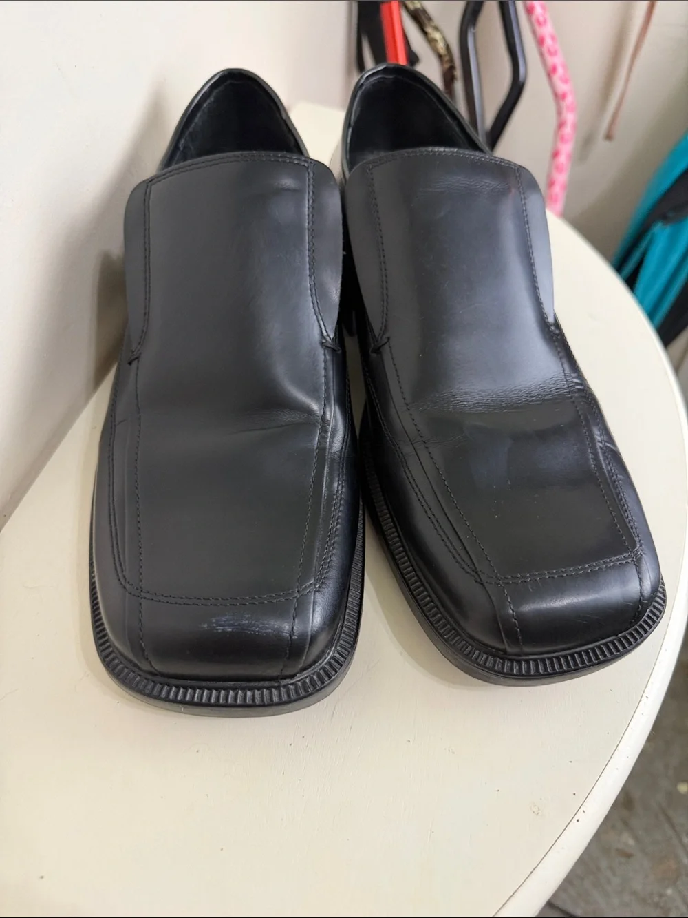 (2382) Bostonian Black Slip-On Leather Dress Loafers, Size: 11M